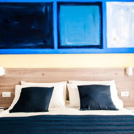 Demi Rooms Napoli Dış mekan fotoğraf