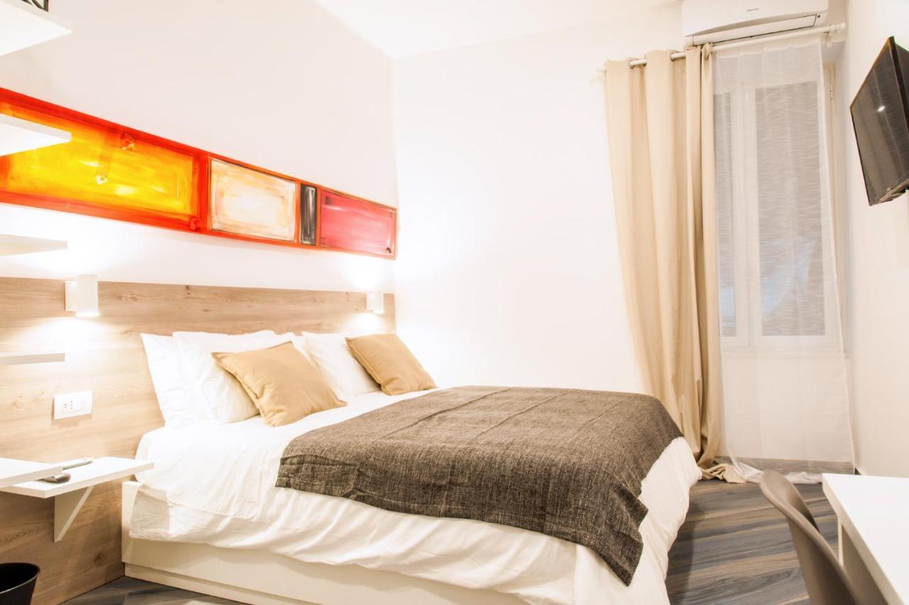 Demi Rooms Napoli Dış mekan fotoğraf