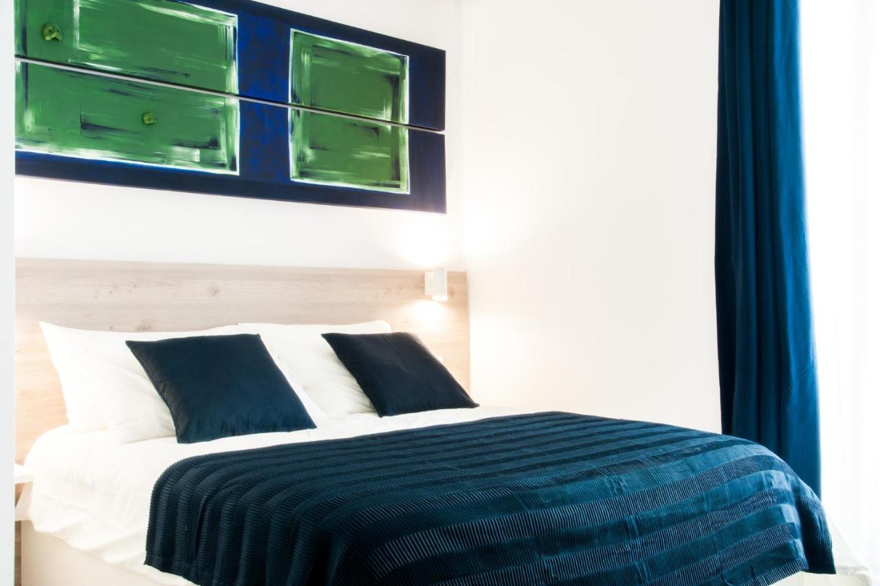 Demi Rooms Napoli Dış mekan fotoğraf