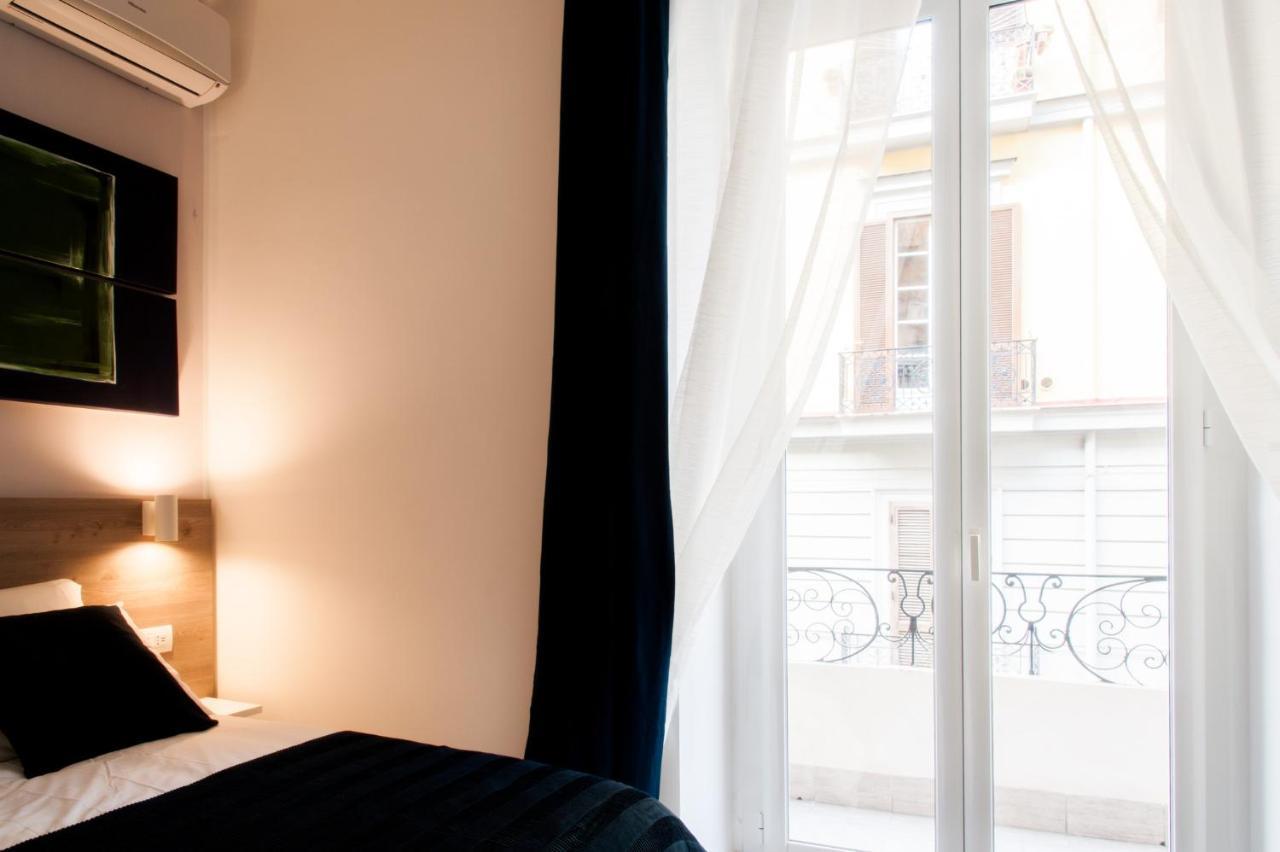 Demi Rooms Napoli Dış mekan fotoğraf